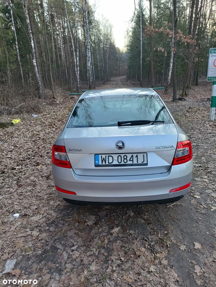 Skoda Octavia 1.4 TSI Ambition - 6