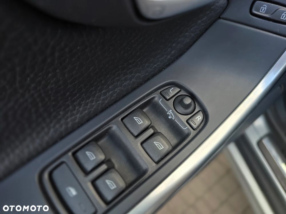 Volvo XC 60 - 16