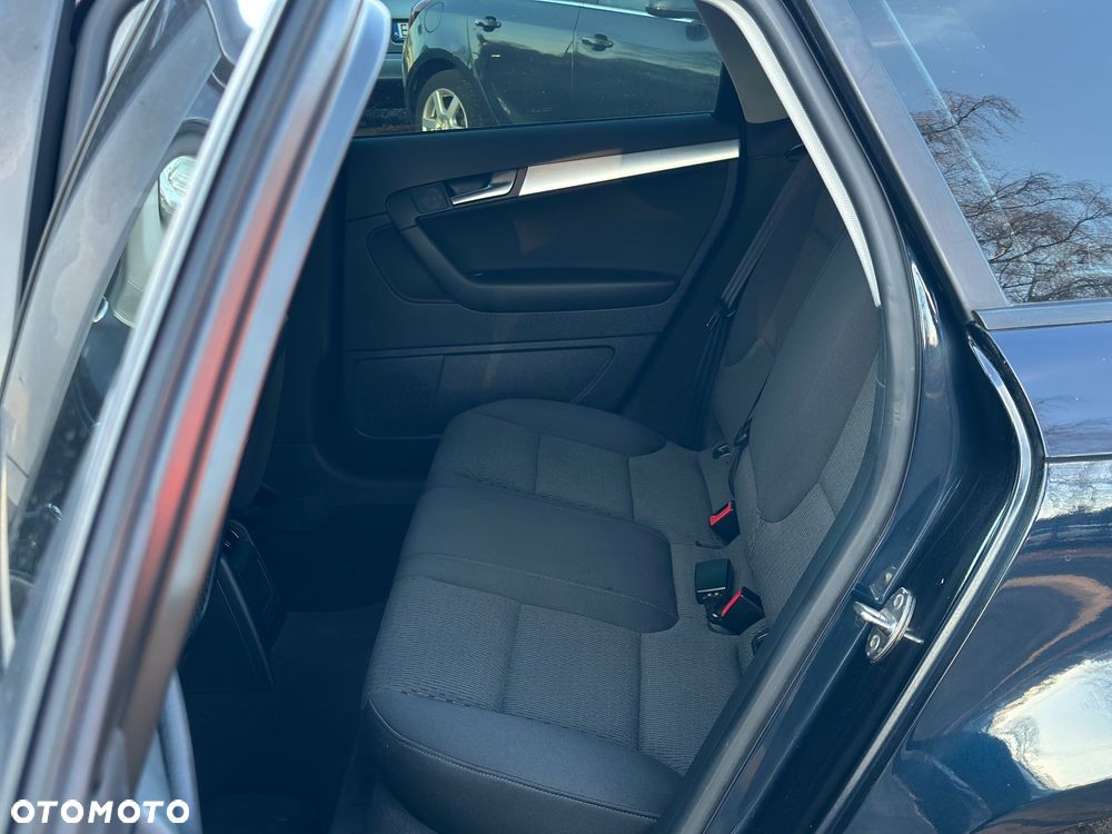 Audi A3 Sportback 1.4 TFSI Ambition - 27