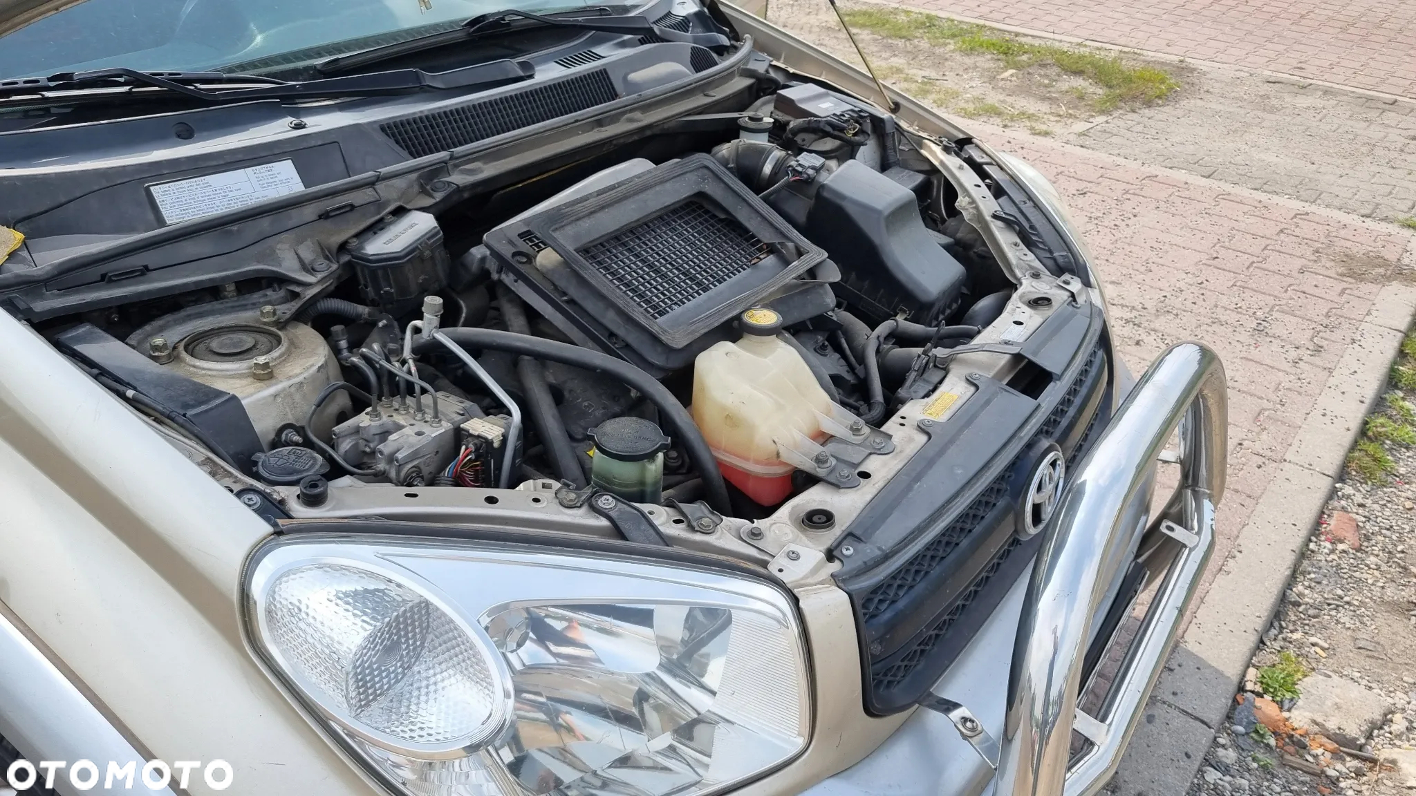Toyota RAV4 2.0 D-4D 4x4 - 9