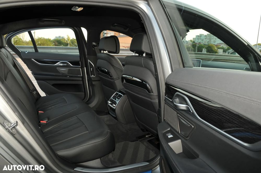 BMW Seria 7 730d xDrive - 8