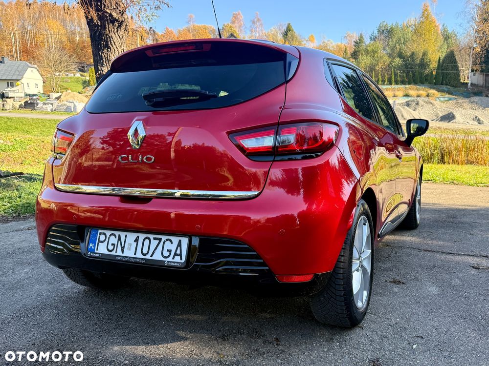 Renault Clio 1.2 16V Limited - 11