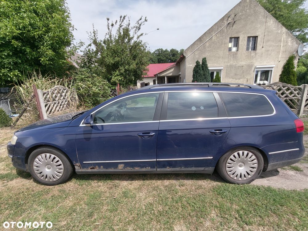 Volkswagen Passat 2.0 TDI DPF Comfortline - 2