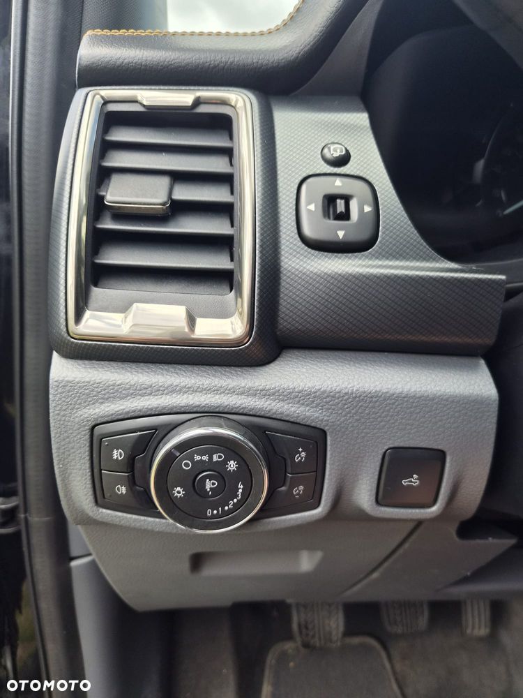 Ford Ranger Wildtrak - 25