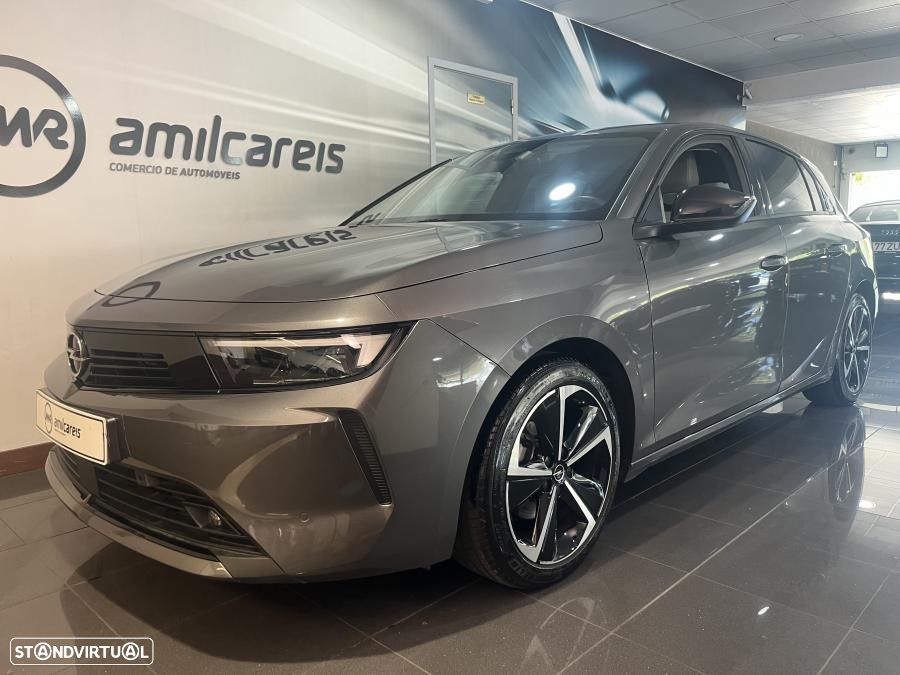 Opel Astra 1.2 T Elegance - 3