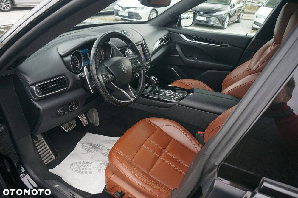 Maserati Levante - 21