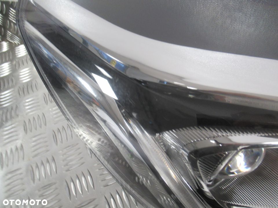 LAMPA PRZEDNIA PRZÓD PRAWA LEWA FORD FIESTA MK8 SOCZEWKA L1BB-13E014-CC L1BB-13E015-CC 2017-2022 - 6