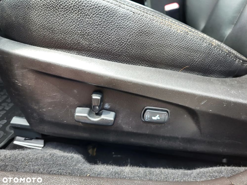 Subaru Legacy Kombi 2.0i Lineartronic Active - 16