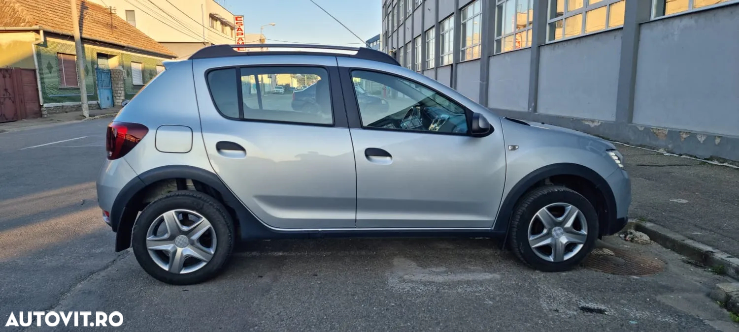 Dacia Sandero Stepway TCe 90 (S&S) Celebration - 9