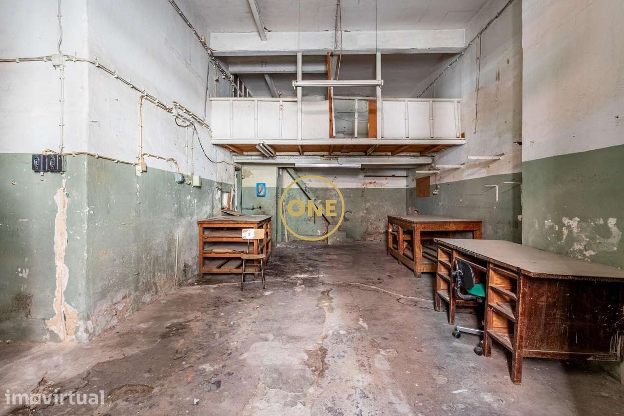 Loja para recuperação total no centro de Lisboa - Grande imagem: 4/10