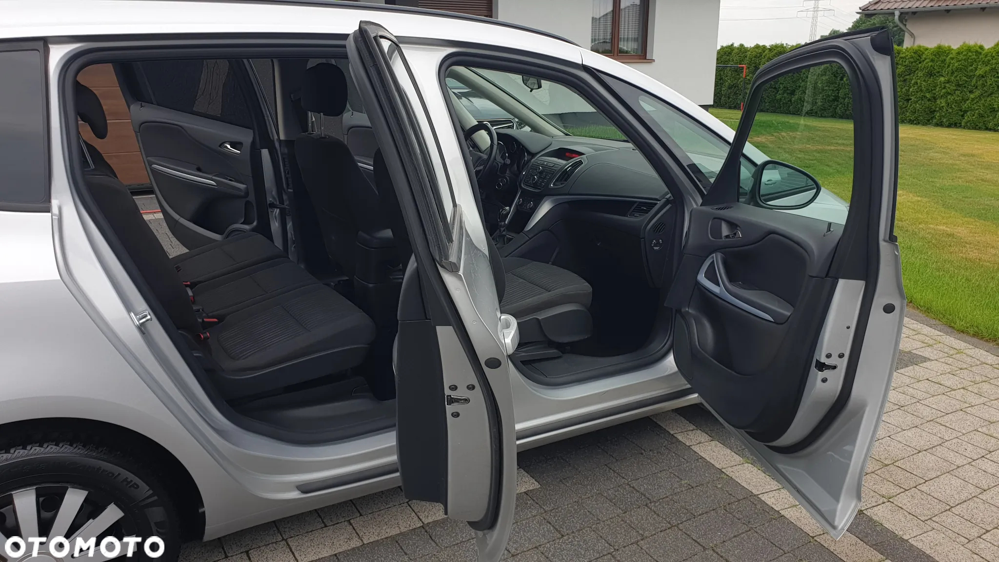 Opel Zafira Tourer 1.4 Turbo Selection - 26