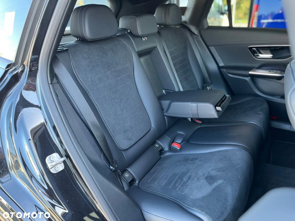 Mercedes-Benz GLC 200 mHEV 4-Matic AMG Line - 14