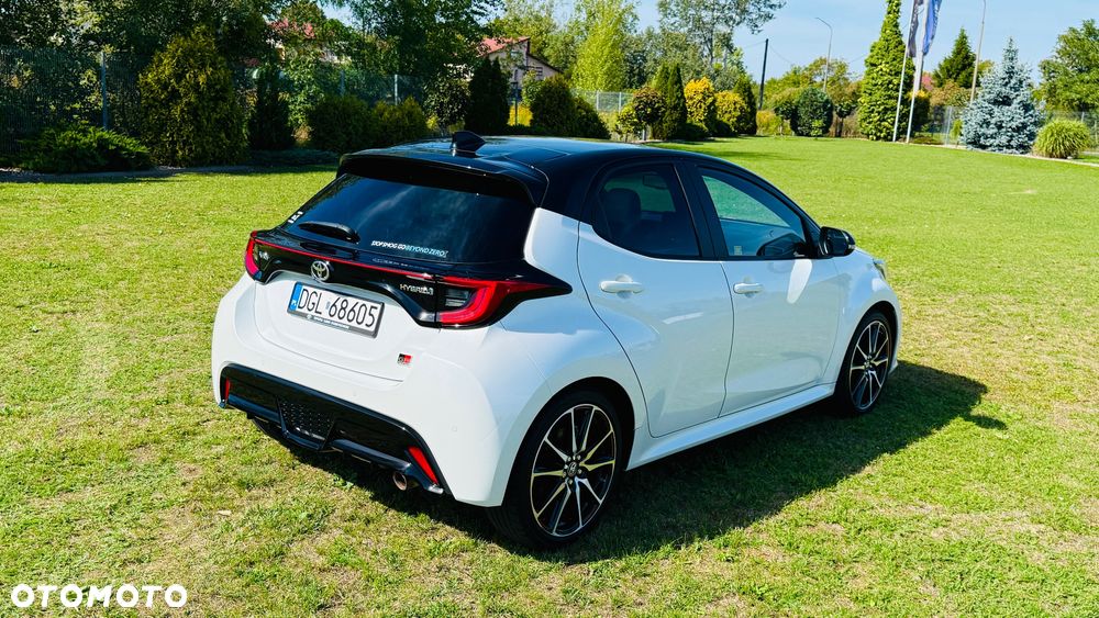 Toyota Yaris - 13