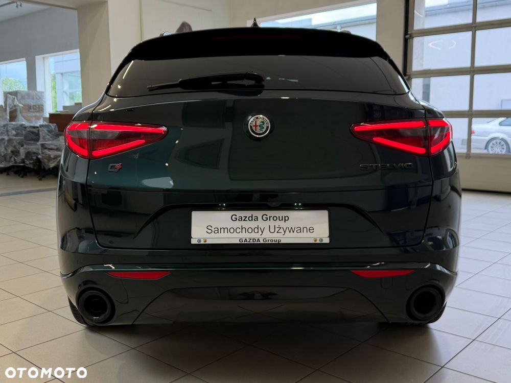 Alfa Romeo Stelvio 2.0 Turbo Veloce Q4 - 5