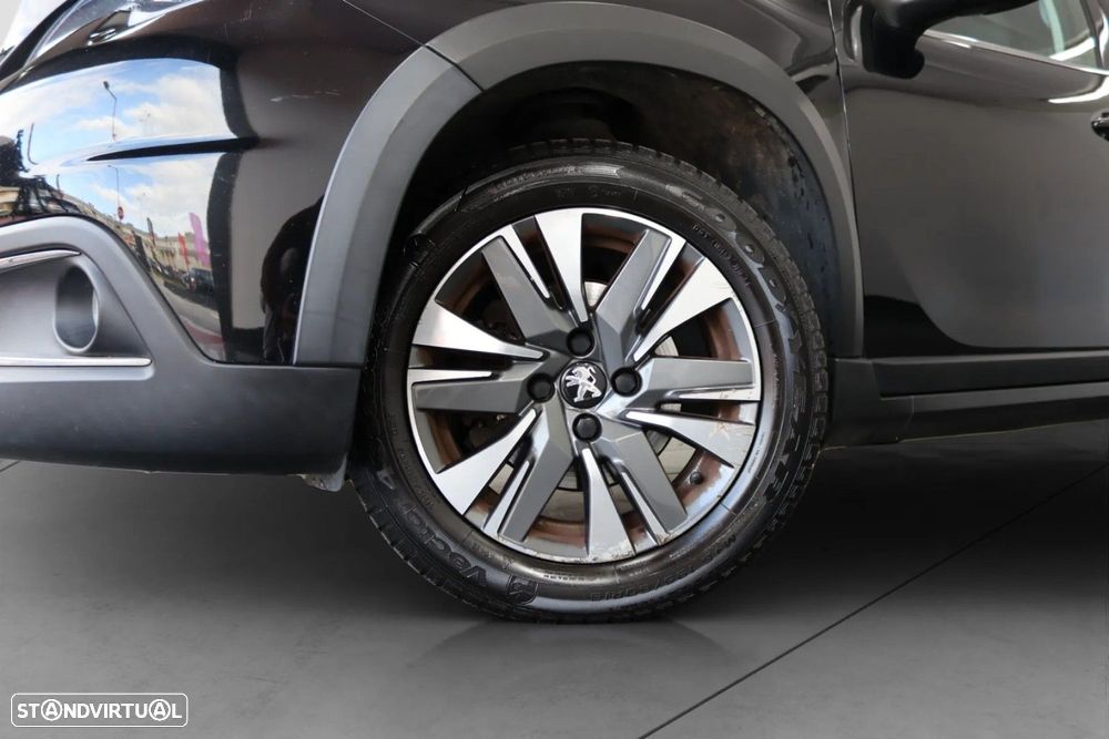 Peugeot 2008 1.2 PureTech Allure EAT6 - 15