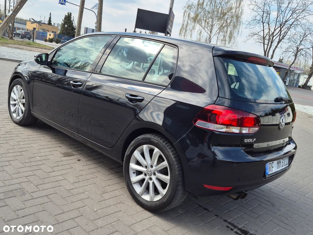 Volkswagen Golf 1.4 TSI BMT Comfortline - 9