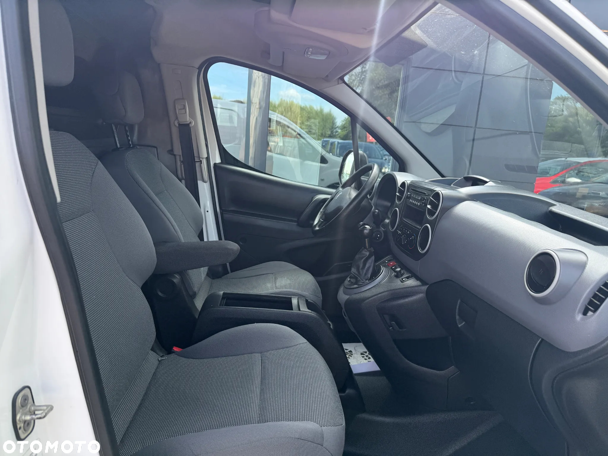 Peugeot Partner LONG Klimatyzacja Centralny Zamek Radio CD - 17