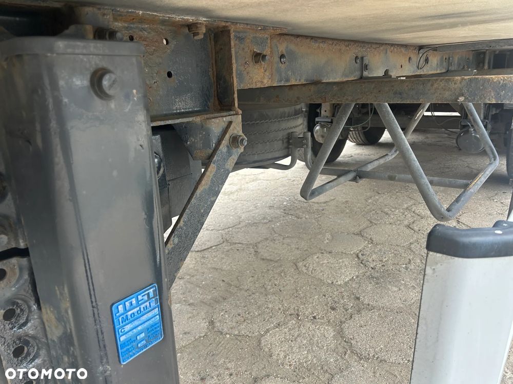 Schmitz Cargobull LAMBERET THERMO KING SL / GRUBA ŚCIANA 7 CM / OŚ PODNOSZONA / SPRAWNA CHŁODZI i GRZEJE BEZ PROBLEMU / HAMULCE TARCZOWE / 2007 ROK !! - 14