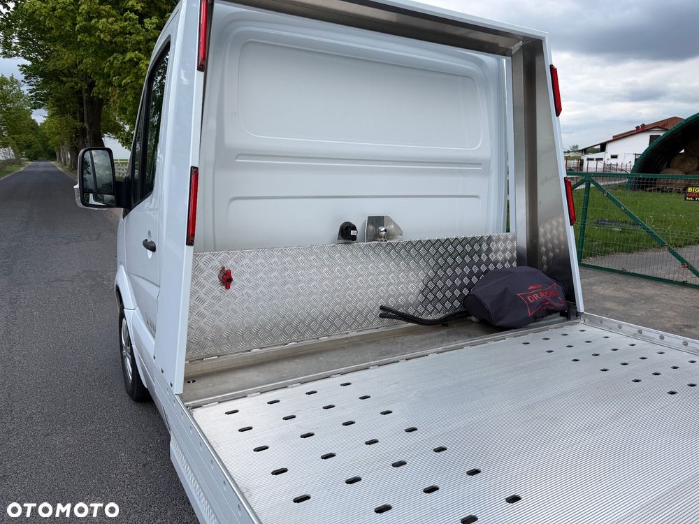 Mercedes-Benz Sprinter - 17