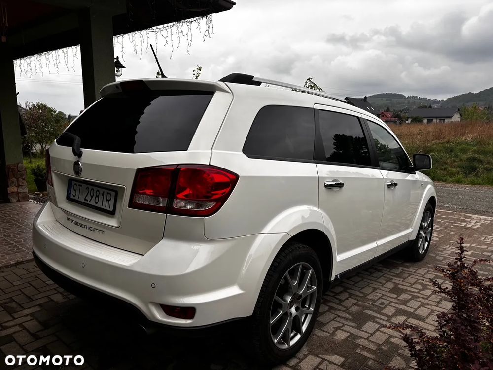 Fiat Freemont 2.0 Multijet 16V DPF Automatik Allrad Lounge - 5