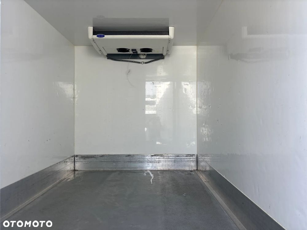 Iveco DAILY  CHLODNIA IZOTERMA SKRZYNIA LADUNKOWA WYWROT  KILKANASCIE SZTUO SZTUK 35S13,,35S14,,35S15 - 6