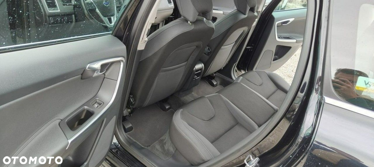 Volvo XC 60 - 13