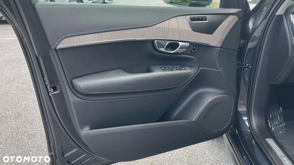 Volvo XC 90 - 28