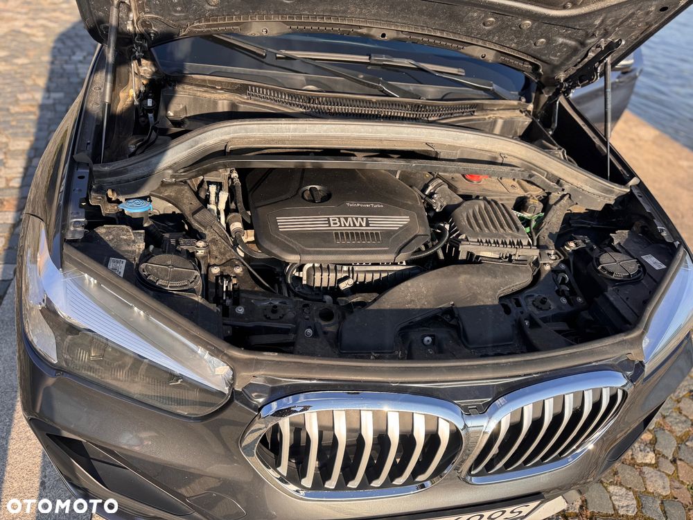 BMW X1 sDrive18i - 9
