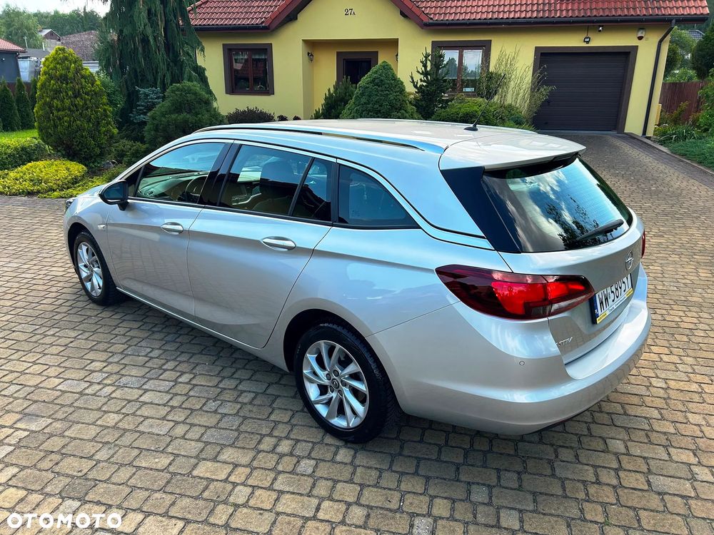 Opel Astra 1.2 T Business Elegance S&S - 3