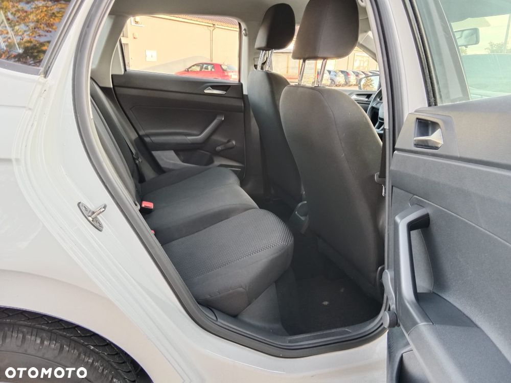Volkswagen Polo 1.0 Comfortline - 18
