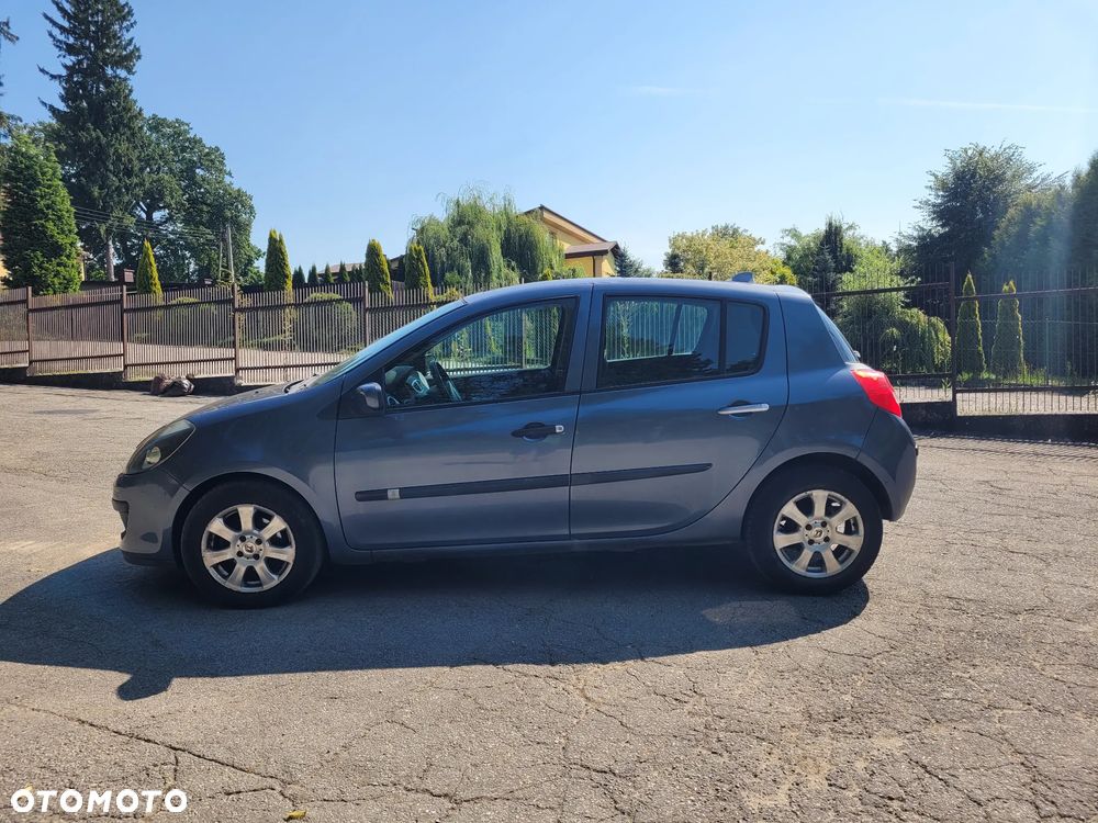 Renault Clio 1.2 16V Expression - 18