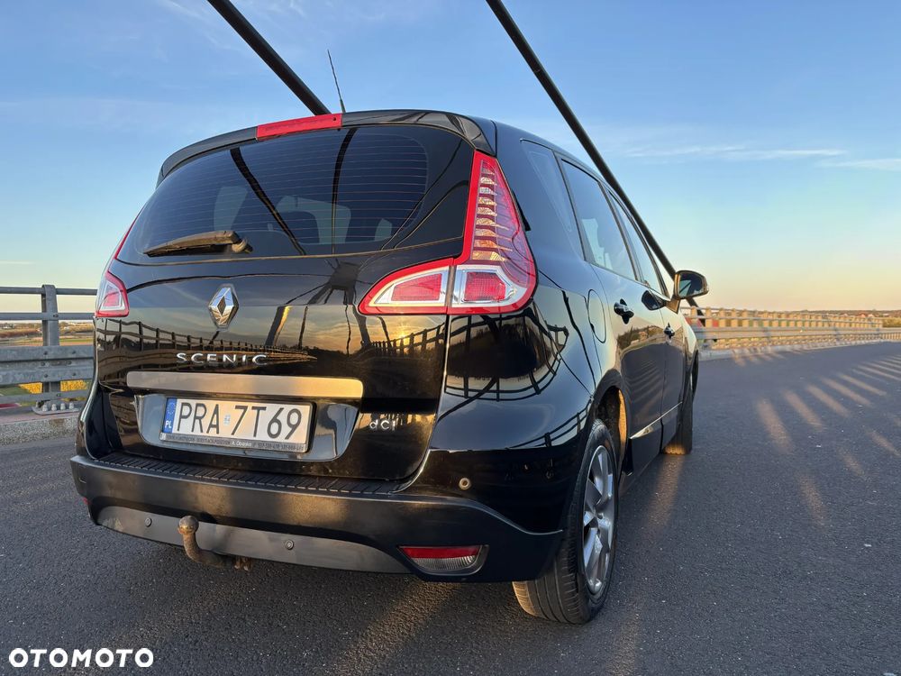 Renault Scenic - 11