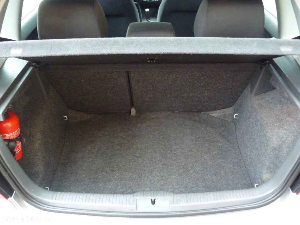 Volkswagen Polo 1.4 - 6