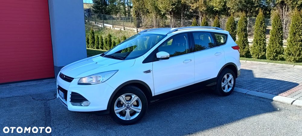 Ford Kuga 2.0 TDCi 2x4 Titanium - 13