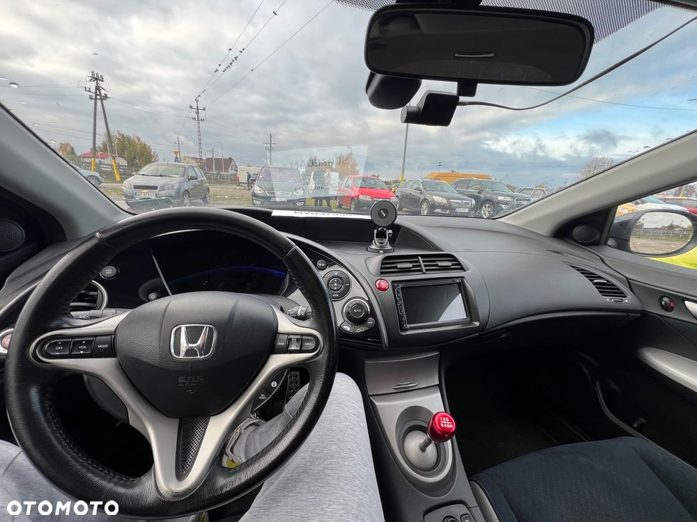 Honda Civic 1.8 Sport - 10