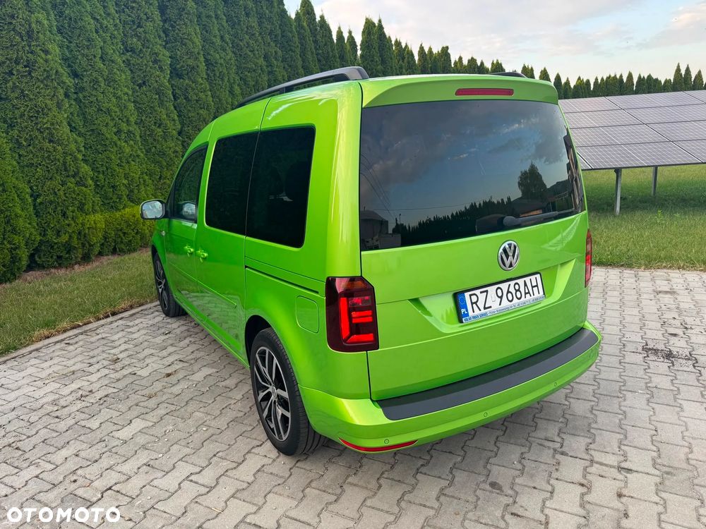 Volkswagen Caddy 2.0 TDI Comfortline DSG - 4