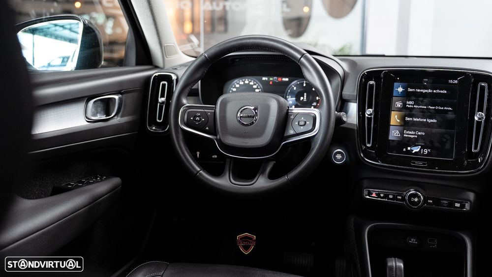 Volvo XC 40 2.0 D3 Momentum Geartronic - 34