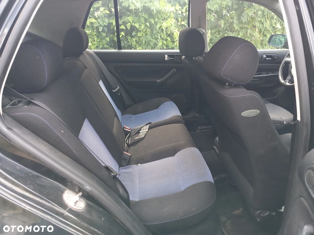 Volkswagen Golf 1.6 Highline - 9