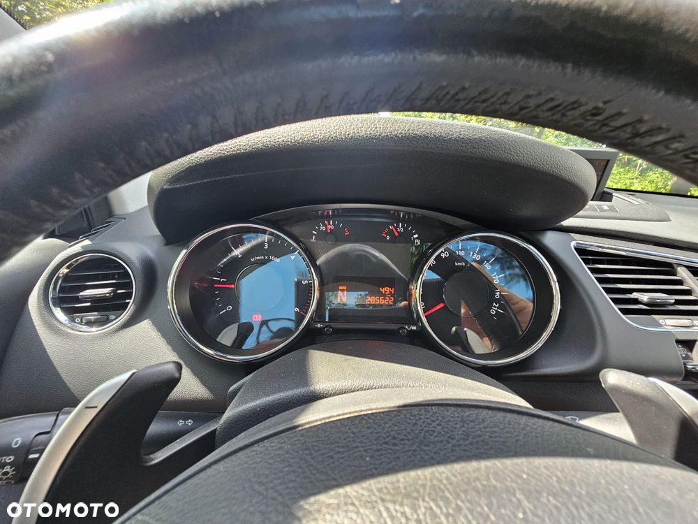 Peugeot 3008 1.6 e-HDi Active S&S - 9