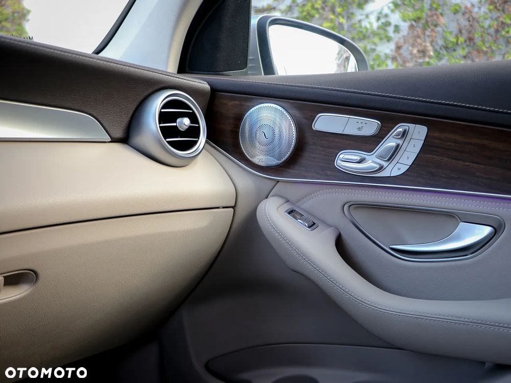 Mercedes-Benz GLC 400 d 4-Matic - 28