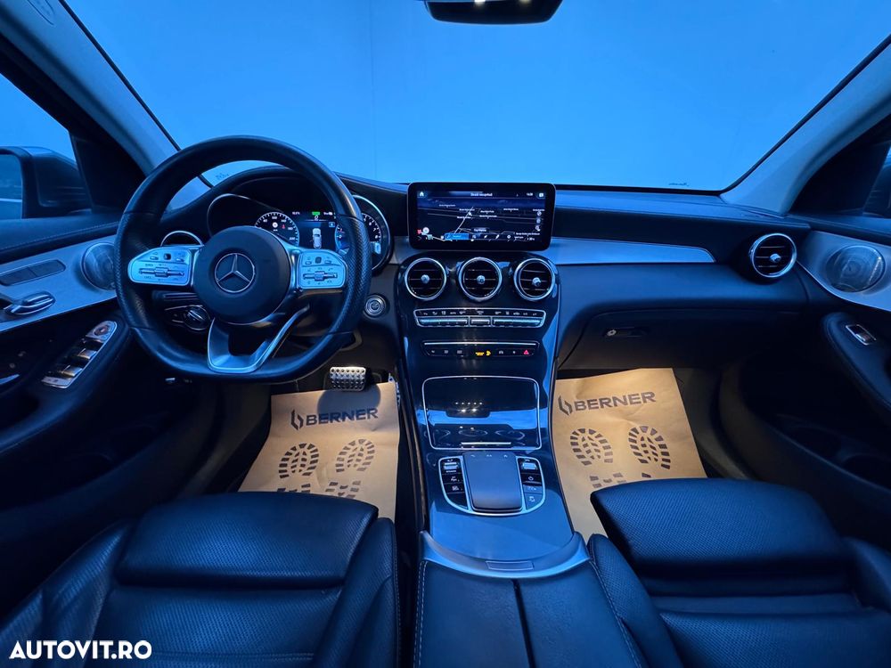 Mercedes-Benz GLC - 24