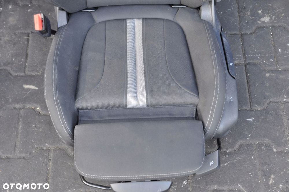 BMW X2 F39 WNĘTRZE FOTELE KANAPA BOCZKI TUNEL UK - 6