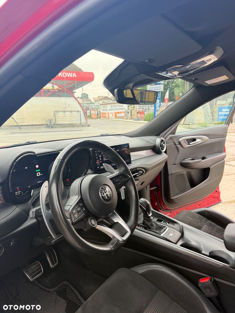 Alfa Romeo Tonale 1.5 T4 GSE mHEV Edizione Speciale DCT - 9