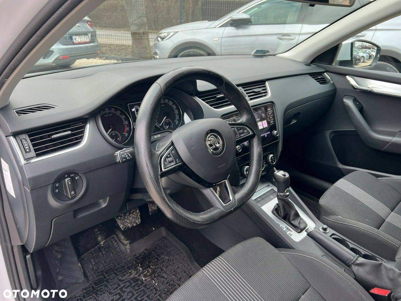 Skoda Octavia 1.6 TDI Ambition DSG - 18