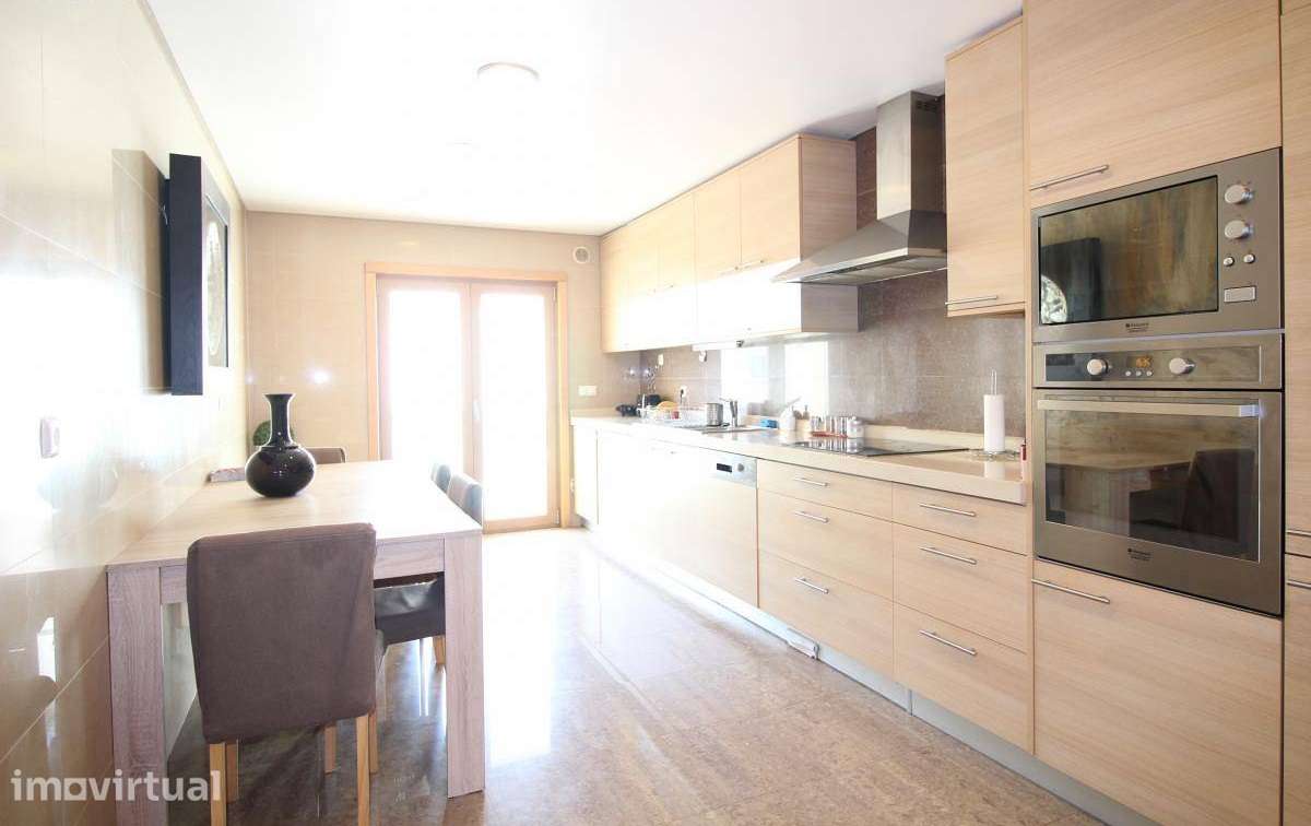 Apartamento T1 com aquecimento em Alverca - Grande imagem: 2/11