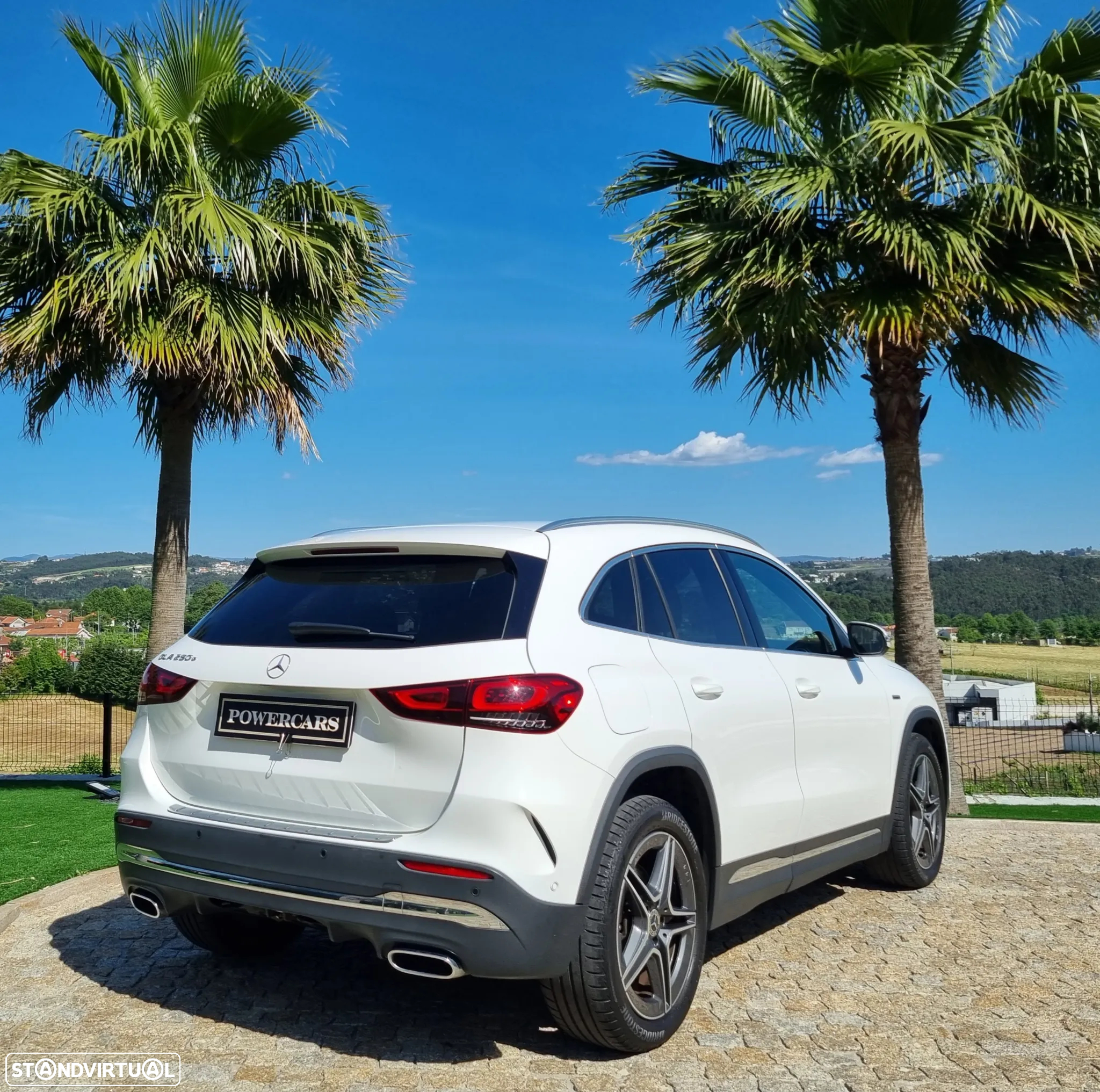 Mercedes-Benz GLA 250 e AMG Line - 11