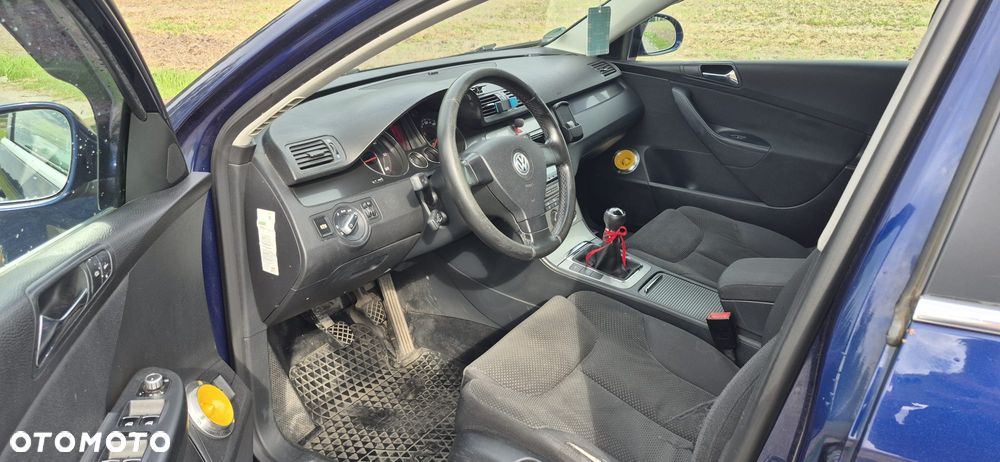 Volkswagen Passat - 6