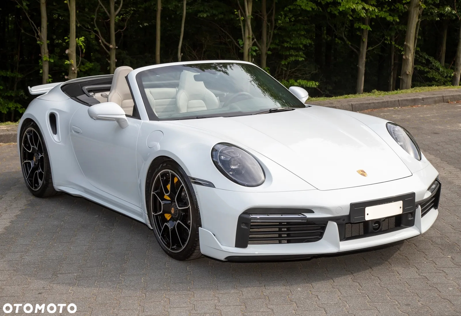 Porsche 911 Carrera Turbo S Cabrio - 8