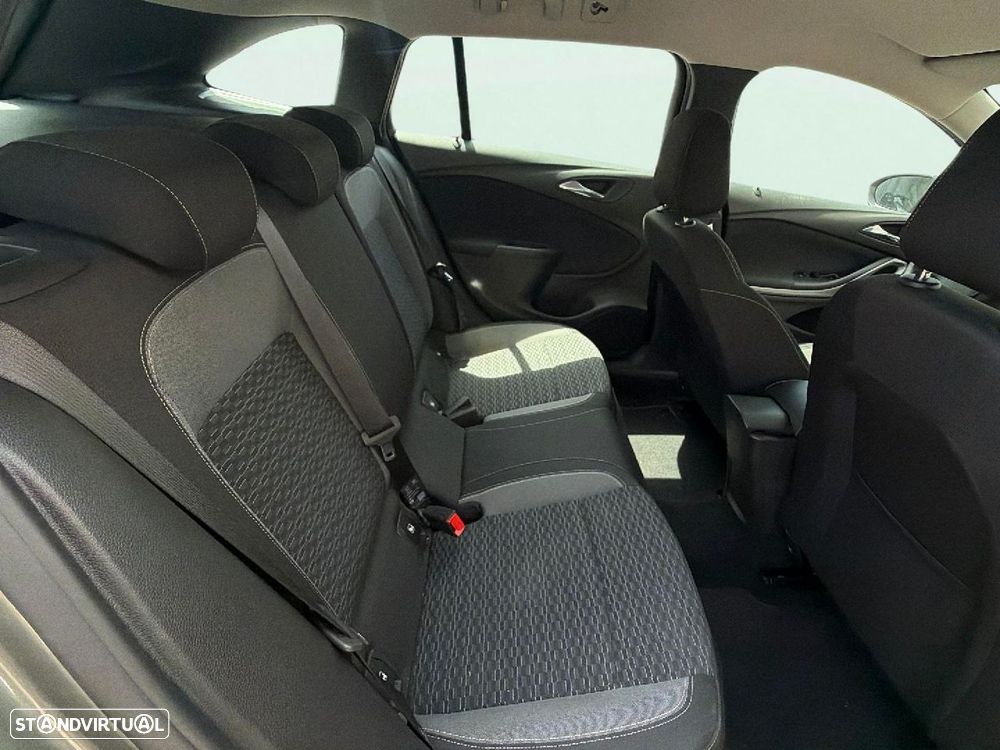 Opel Astra Sports Tourer 1.5 D Business Edition S/S - 14