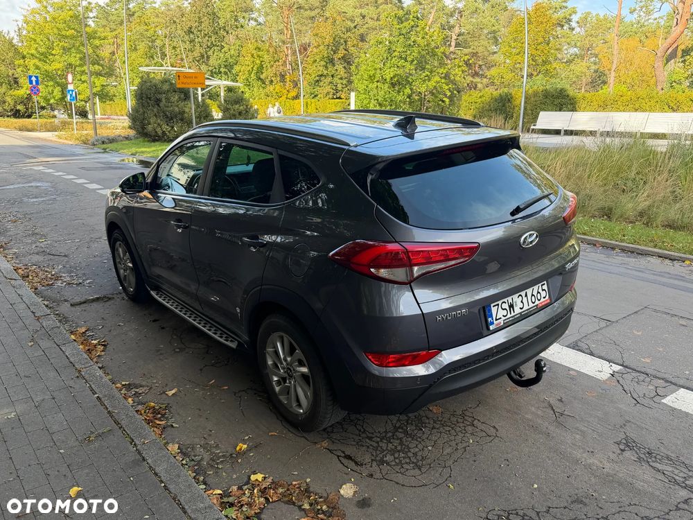 Hyundai Tucson blue 1.7 CRDi 2WD Passion - 14